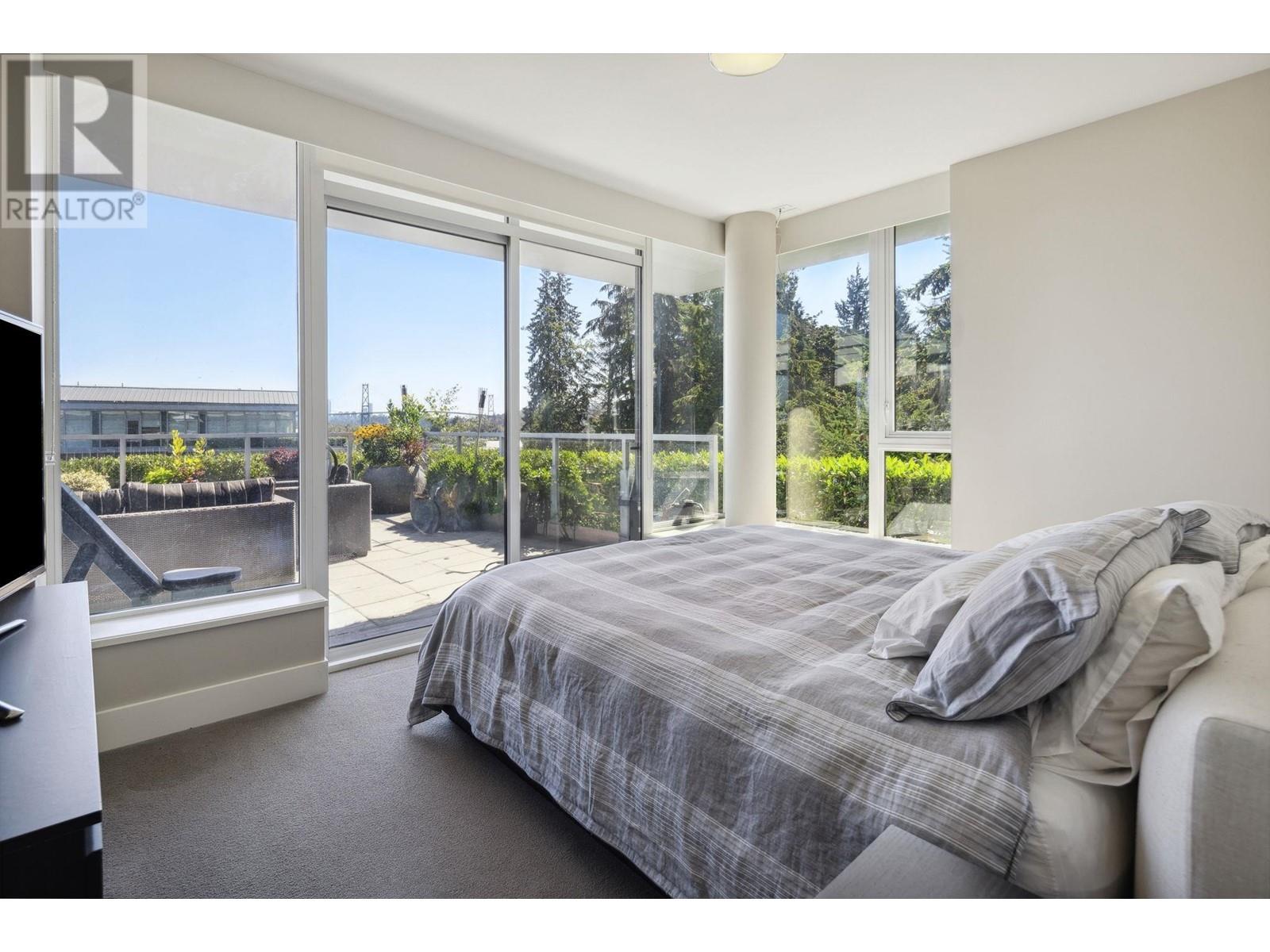 301 918 Keith Road, West Vancouver, British Columbia  V7T 1M3 - Photo 20 - R2960916