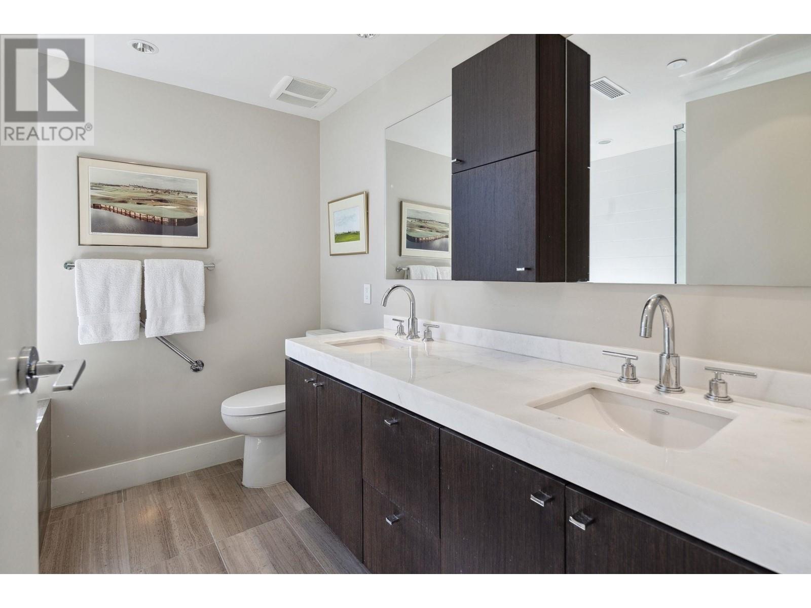 301 918 Keith Road, West Vancouver, British Columbia  V7T 1M3 - Photo 22 - R2960916
