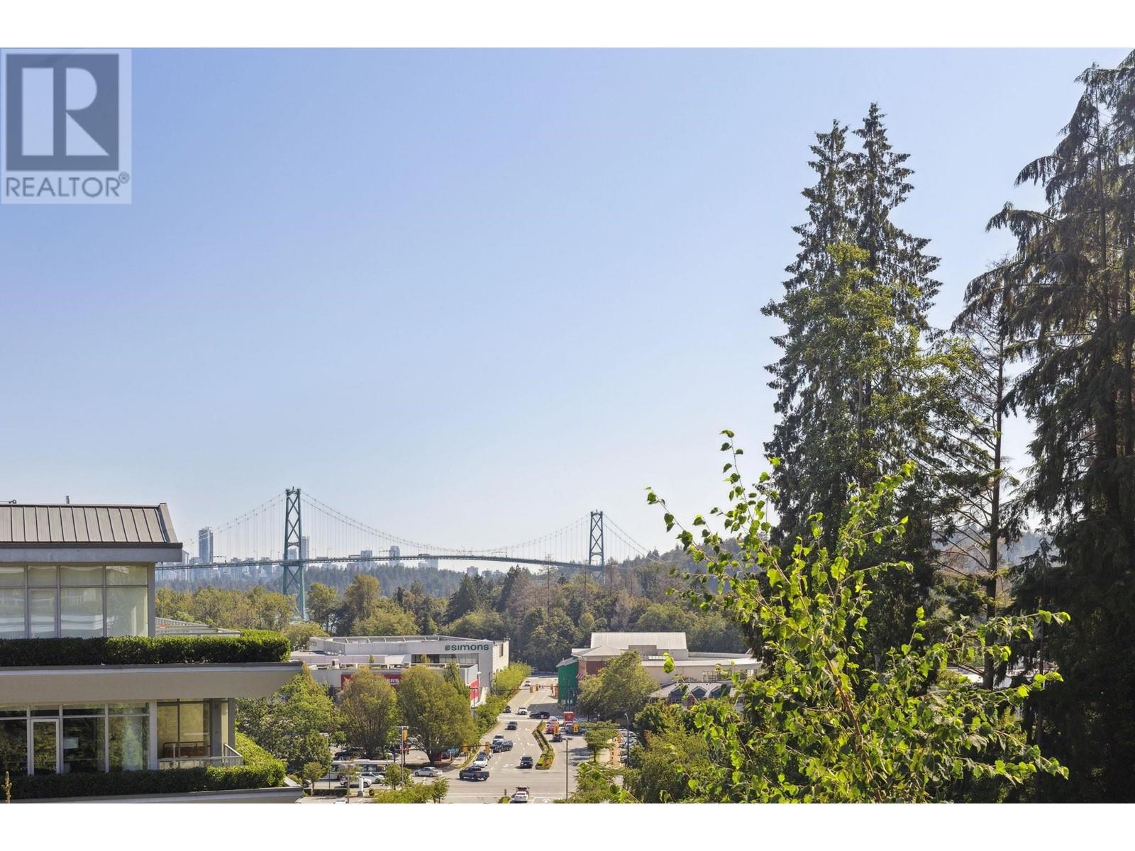 301 918 Keith Road, West Vancouver, British Columbia  V7T 1M3 - Photo 30 - R2960916