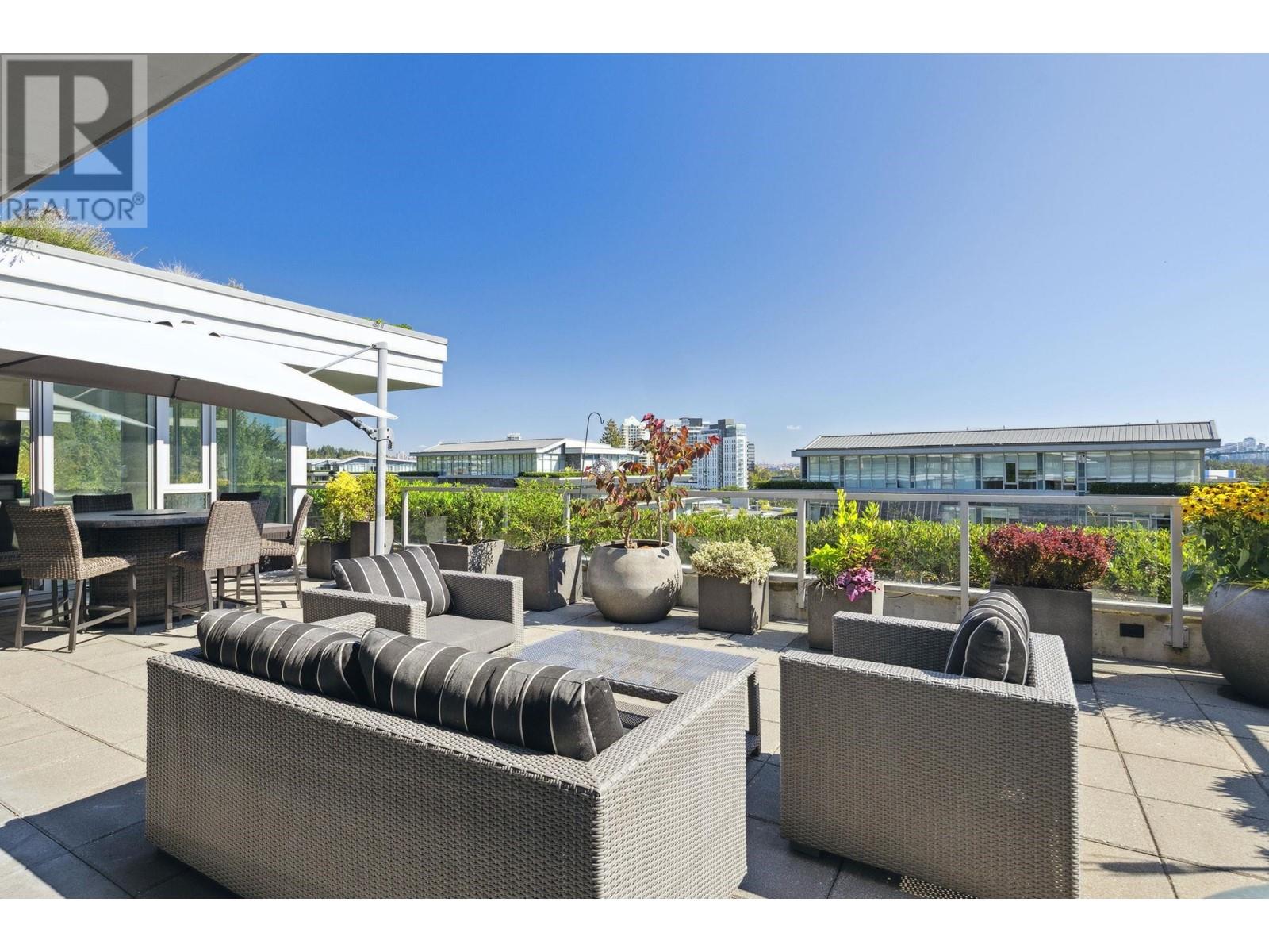 301 918 Keith Road, West Vancouver, British Columbia  V7T 1M3 - Photo 31 - R2960916