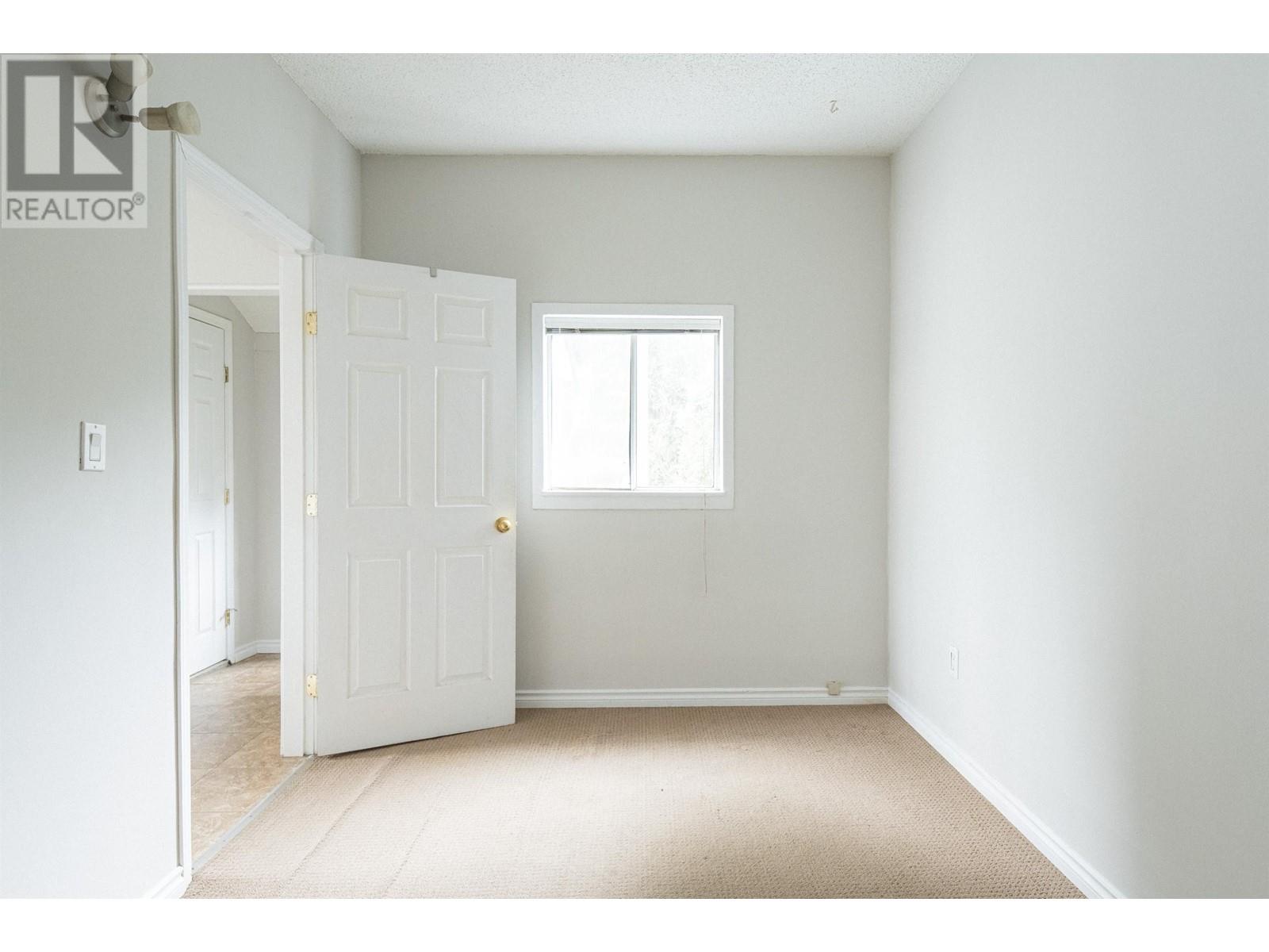 3746 Inverness Street, Vancouver, British Columbia  V5V 4V9 - Photo 11 - R2960896