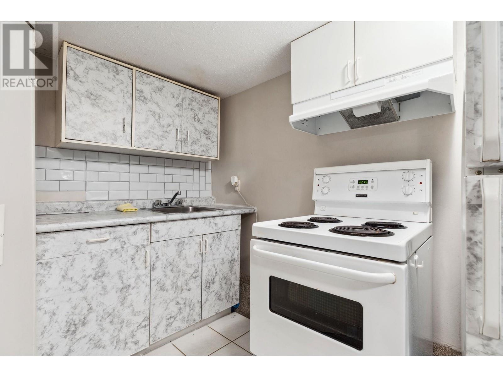3746 Inverness Street, Vancouver, British Columbia  V5V 4V9 - Photo 20 - R2960896