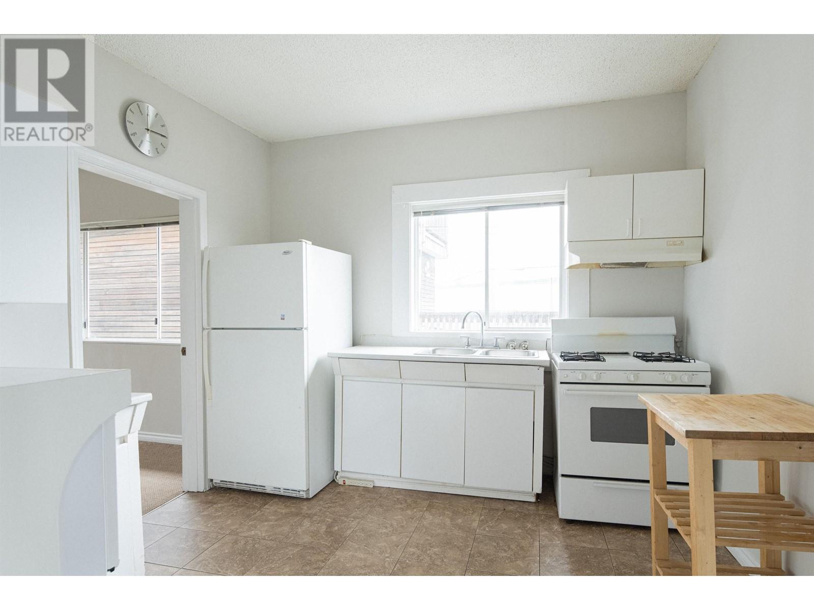 3746 Inverness Street, Vancouver, British Columbia  V5V 4V9 - Photo 8 - R2960896