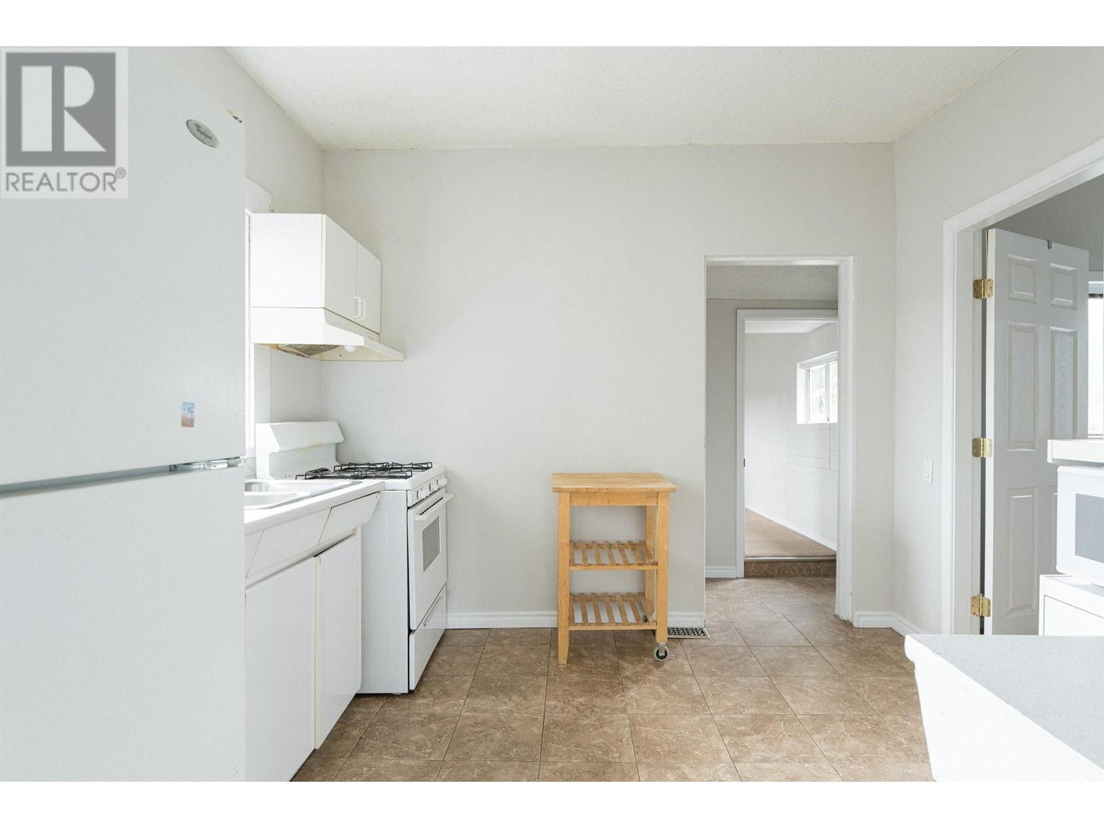 3746 Inverness Street, Vancouver, British Columbia  V5V 4V9 - Photo 7 - R2960896