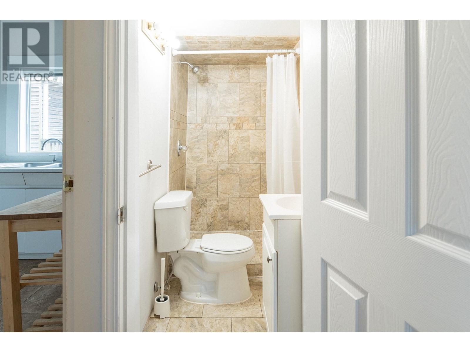 3746 Inverness Street, Vancouver, British Columbia  V5V 4V9 - Photo 16 - R2960896