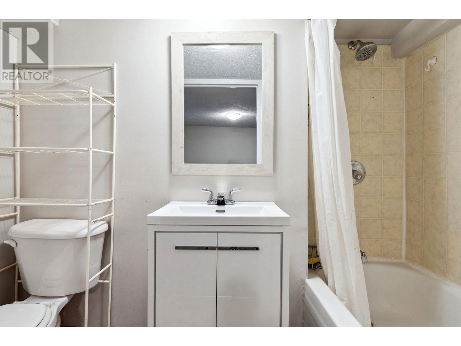 3746 Inverness Street, Vancouver, British Columbia  V5V 4V9 - Photo 26 - R2960896