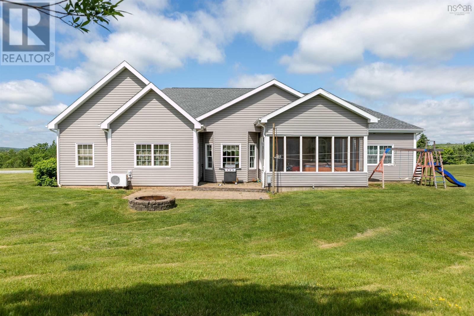 1578 Cooks Brook Road, Cooks Brook, Nova Scotia  B0N 2H0 - Photo 5 - 202501774