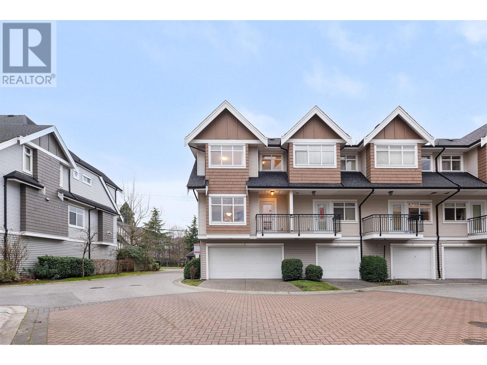 5 7322 HEATHER STREET