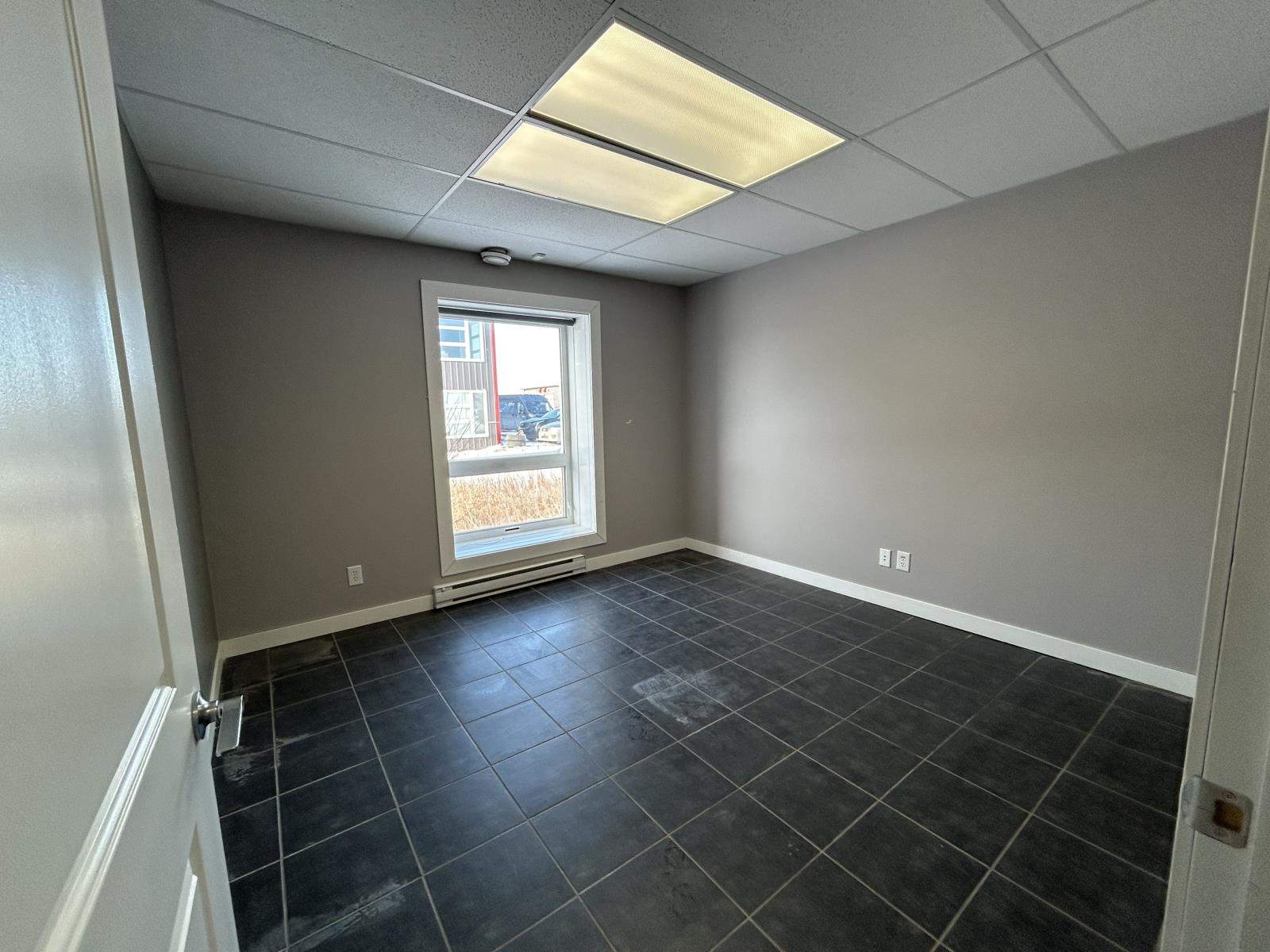 877 Redonda Street, Springfield, Manitoba  R2C 2Z2 - Photo 20 - 67991ad7fe4b4707de4b348e
