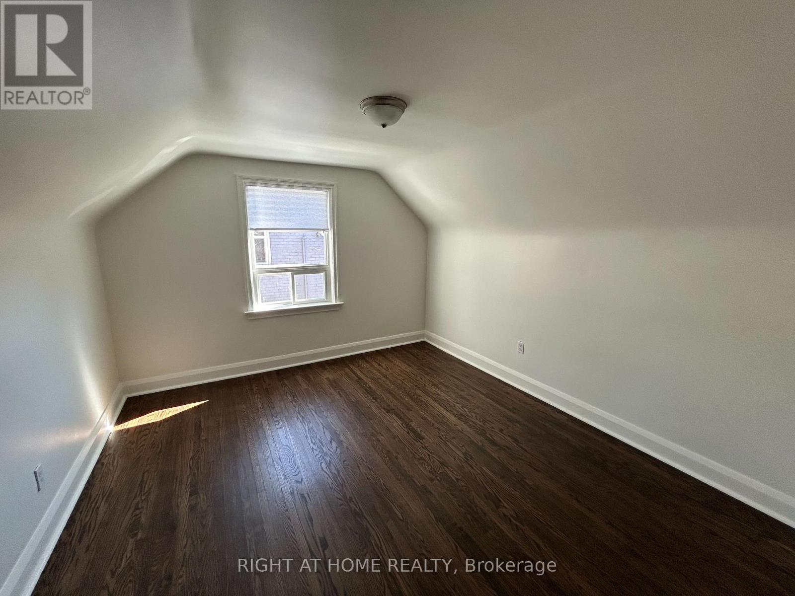 50 Moore Park Avenue, Toronto, Ontario  M2M 1M9 - Photo 15 - C11944105
