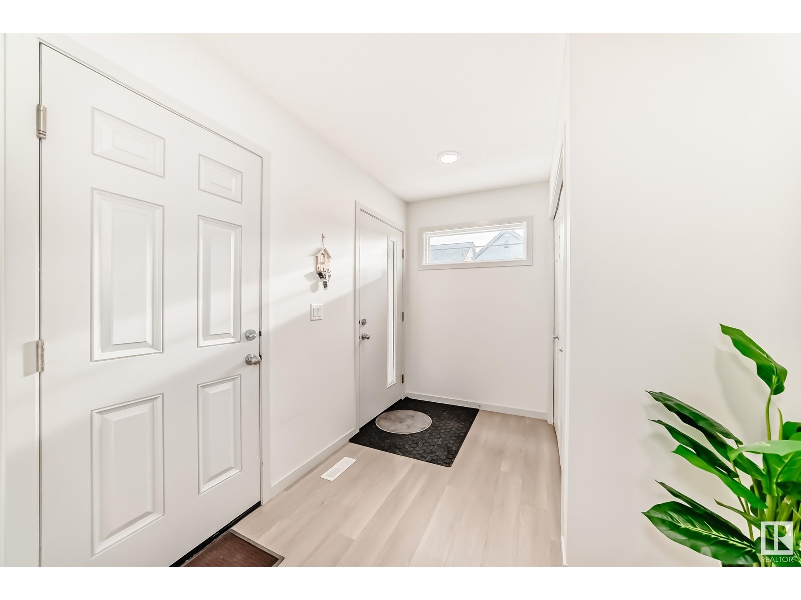 Property at 9804 227 ST NW image 2