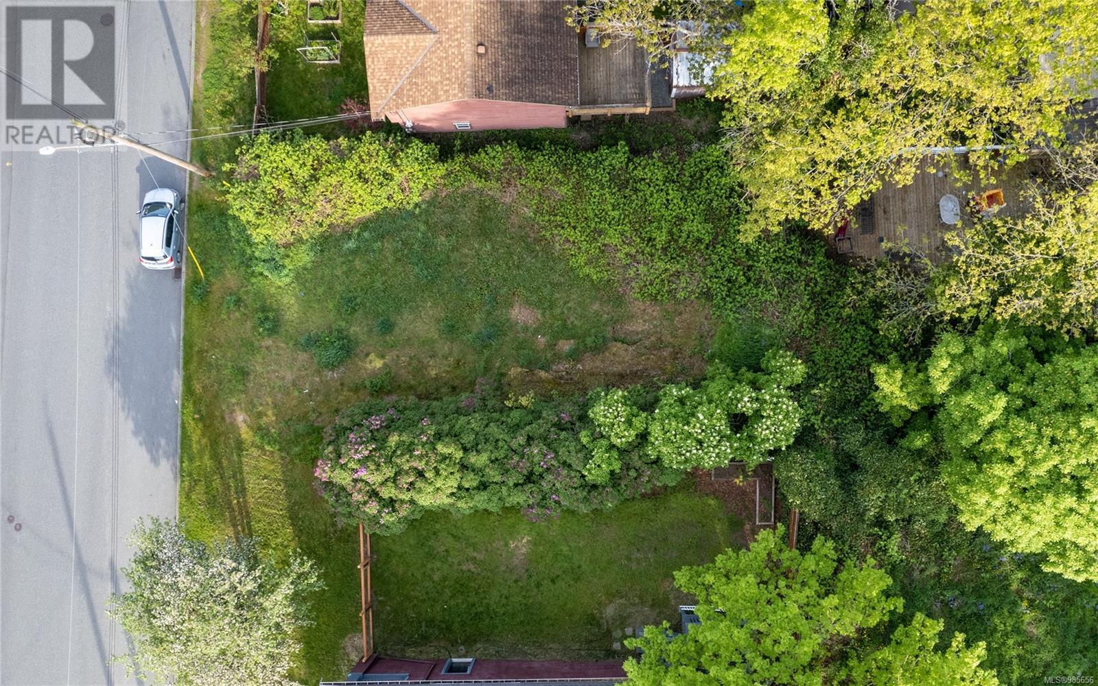 Property at 532 Selby St image 4