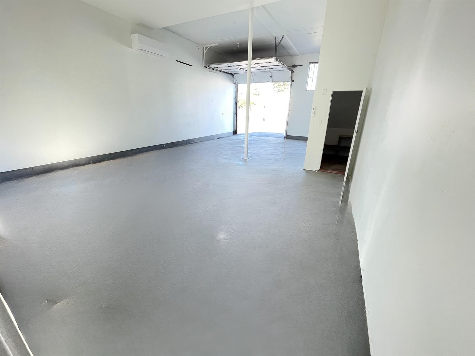 Shop A 7033 Abbot Street, Mission, British Columbia  V2V 6E1 - Photo 2 - C8066104