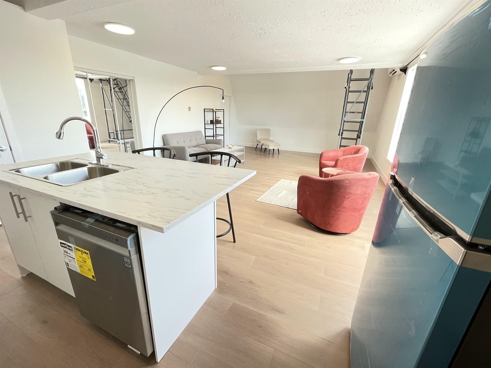 Suite A 7033 Abbot Street, Mission, British Columbia  V2V 6E1 - Photo 5 - C8066105