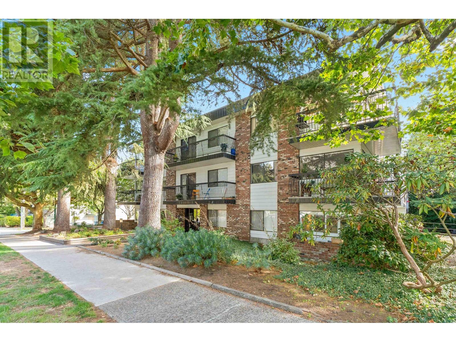 Listing Picture 25 of 33 : 208 2330 MAPLE STREET, Vancouver / 溫哥華 - 魯藝地產 Yvonne Lu Group - MLS Medallion Club Member