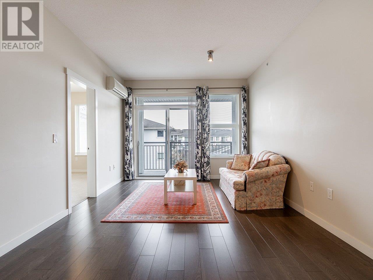 Listing Picture 11 of 32 : 416 9399 ODLIN ROAD, Richmond / 烈治文 - 魯藝地產 Yvonne Lu Group - MLS Medallion Club Member
