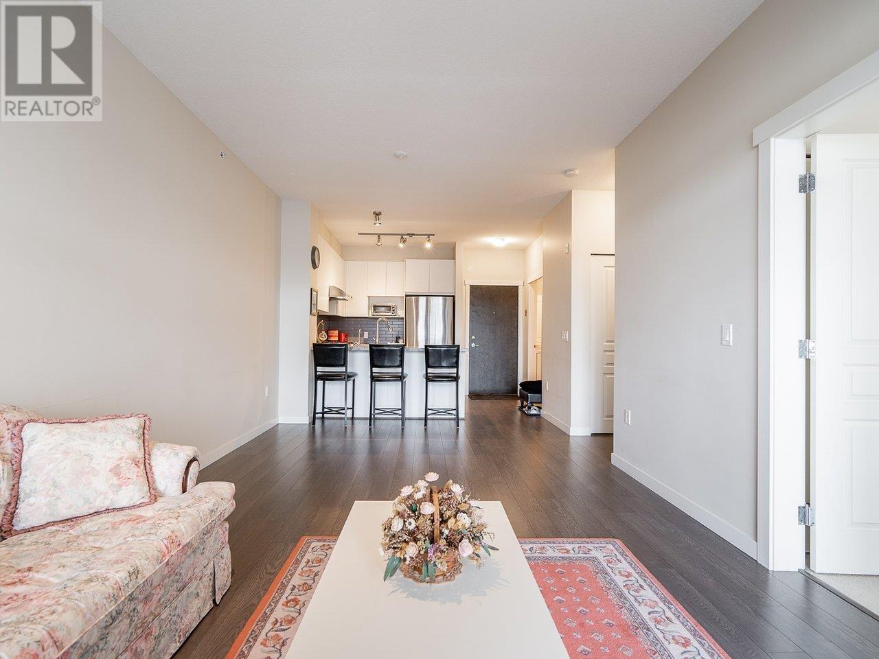 Listing Picture 14 of 32 : 416 9399 ODLIN ROAD, Richmond / 烈治文 - 魯藝地產 Yvonne Lu Group - MLS Medallion Club Member