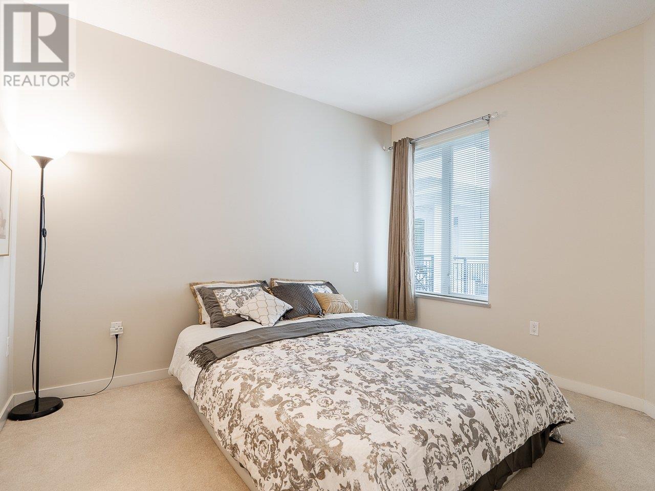 Listing Picture 16 of 32 : 416 9399 ODLIN ROAD, Richmond / 烈治文 - 魯藝地產 Yvonne Lu Group - MLS Medallion Club Member