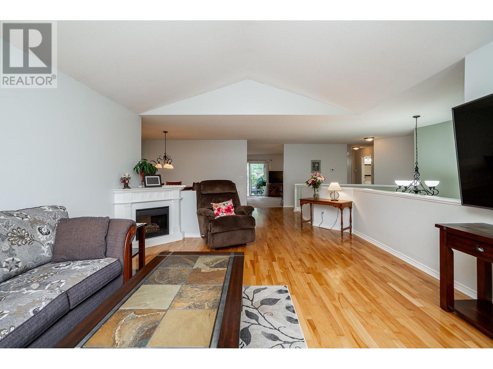 Property at 20488 115 AVENUE image 3