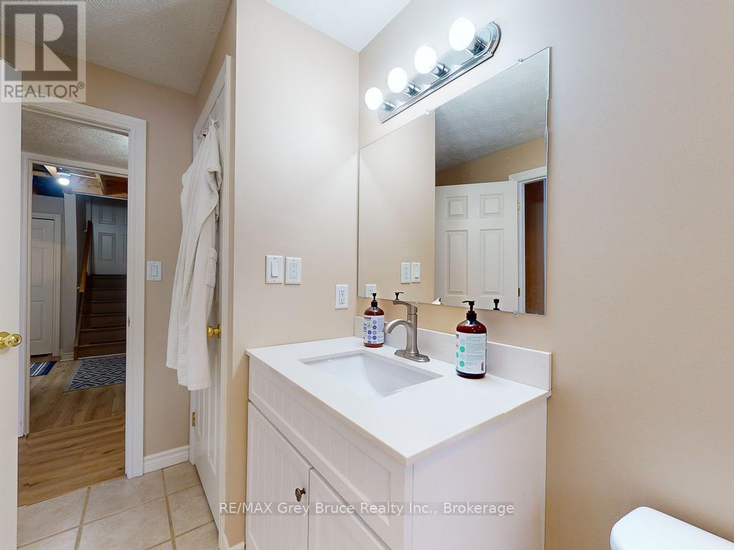 2551 8th Avenue E, Owen Sound, Ontario  N4K 6V2 - Photo 29 - X11944146