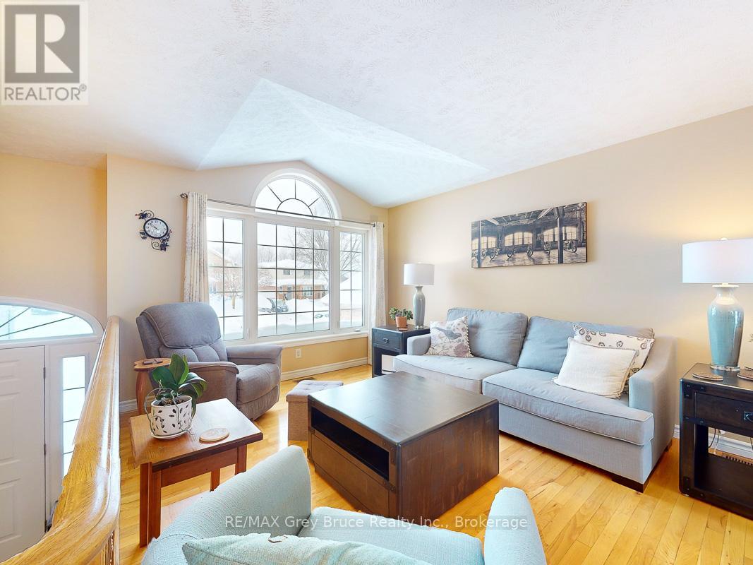 2551 8th Avenue E, Owen Sound, Ontario  N4K 6V2 - Photo 6 - X11944146