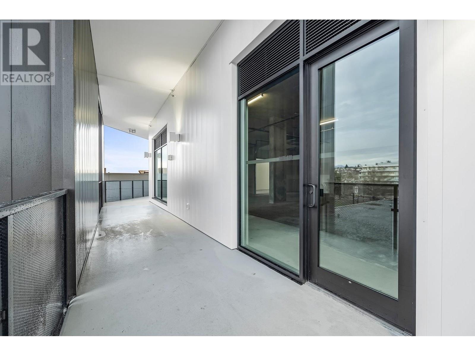 330 8188 Manitoba Street, Vancouver, British Columbia  V5X 0L5 - Photo 4 - C8065827