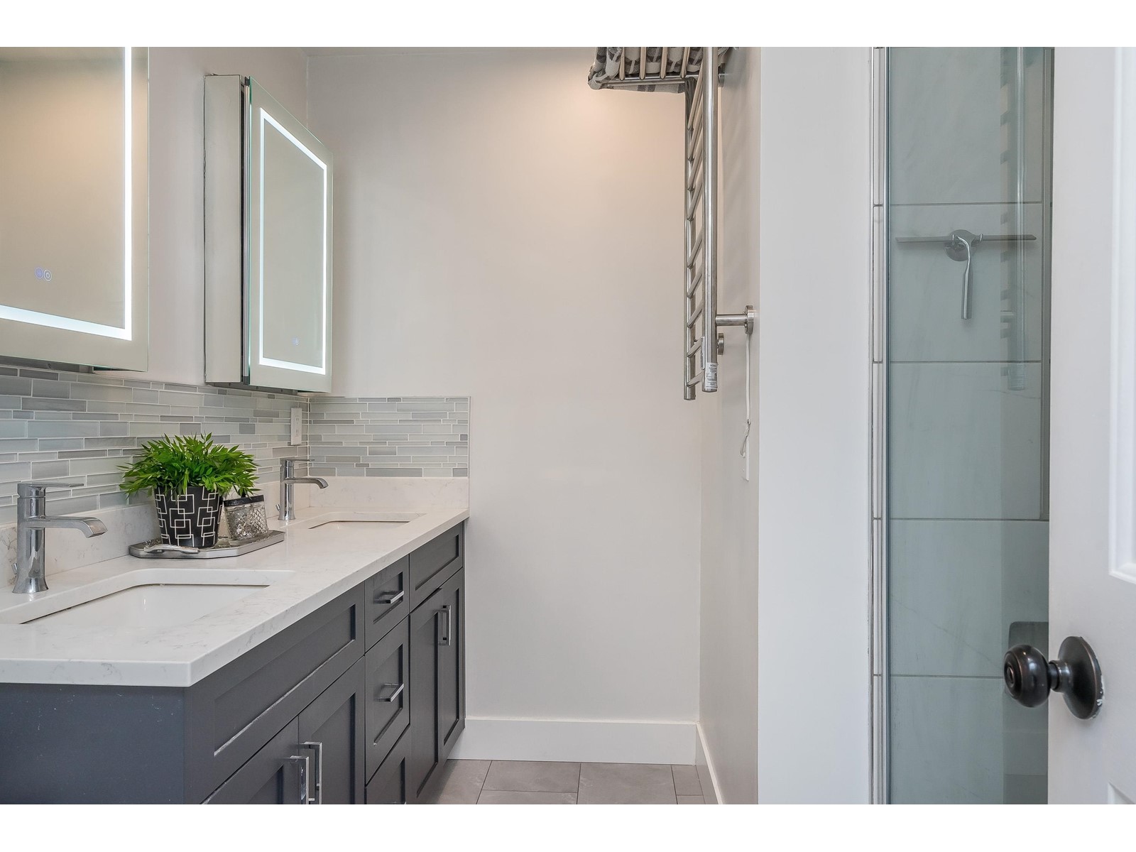 16055 8 Avenue, Surrey, British Columbia  V4A 1A1 - Photo 14 - R2960817