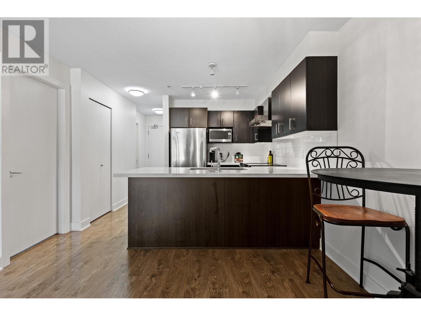 509 500 ROYAL AVENUE