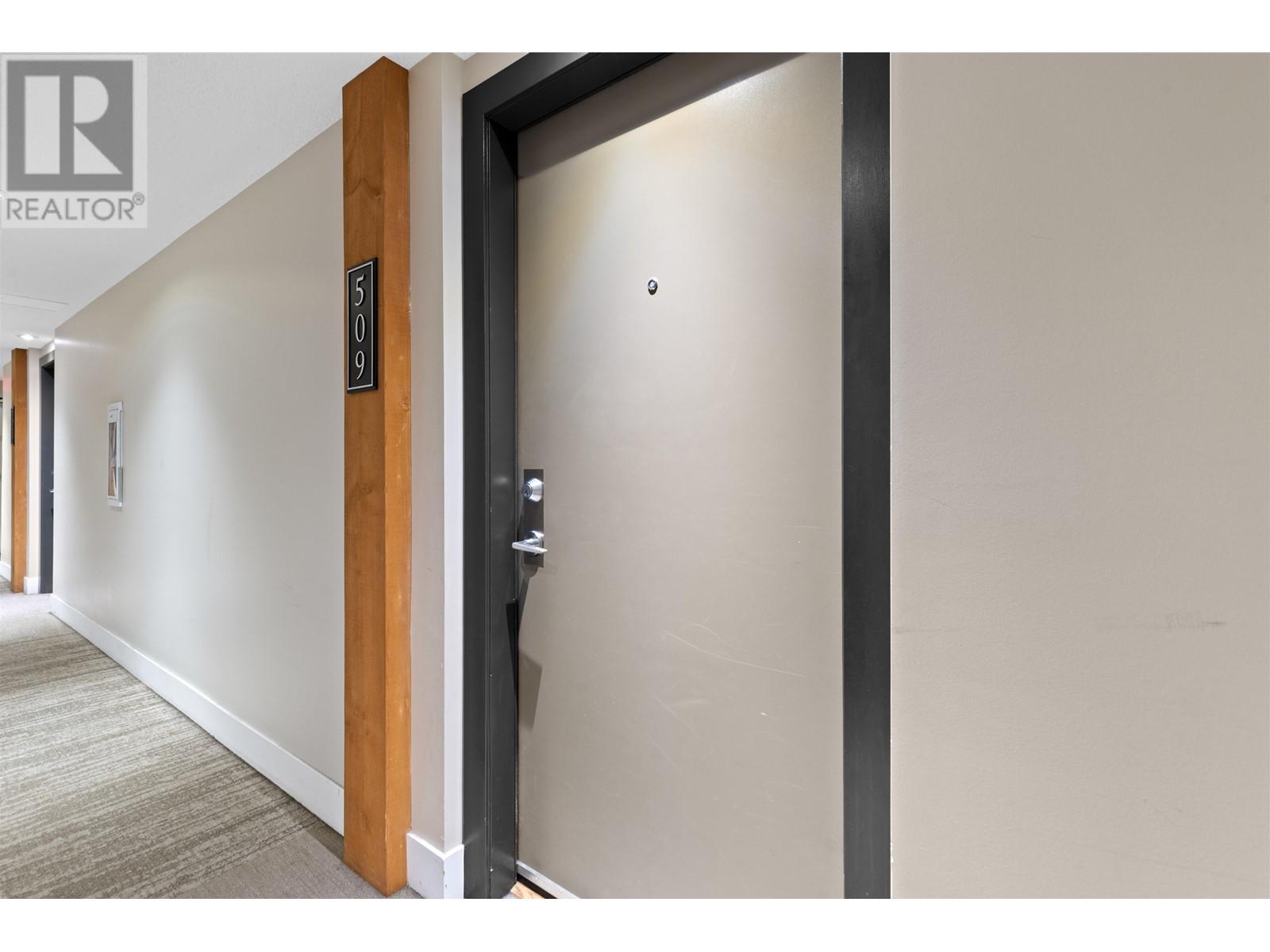 509 500 ROYAL AVENUE