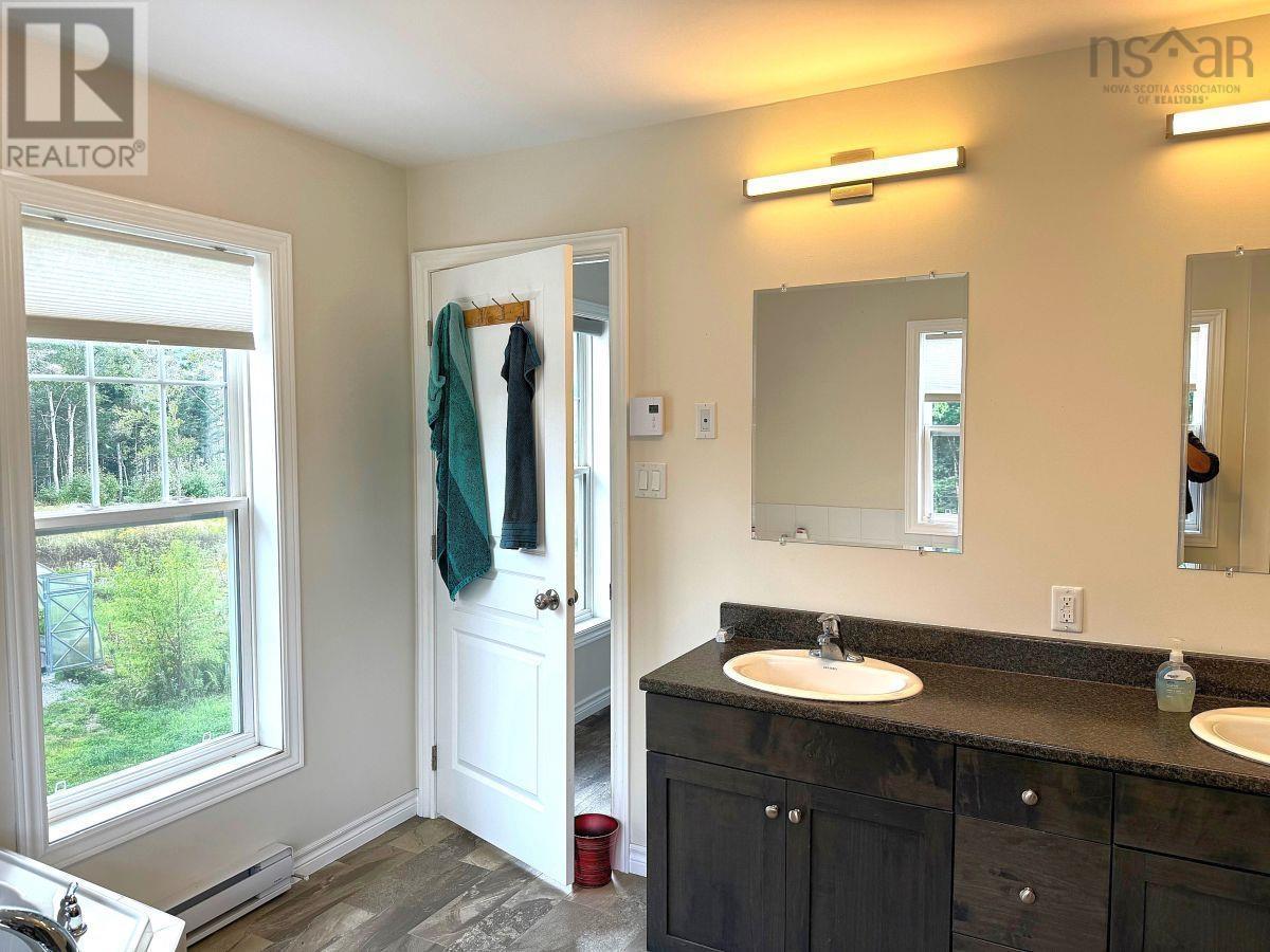 242 Rodney Drive, Malagawatch, Nova Scotia  B0E 2Y0 - Photo 38 - 202419941