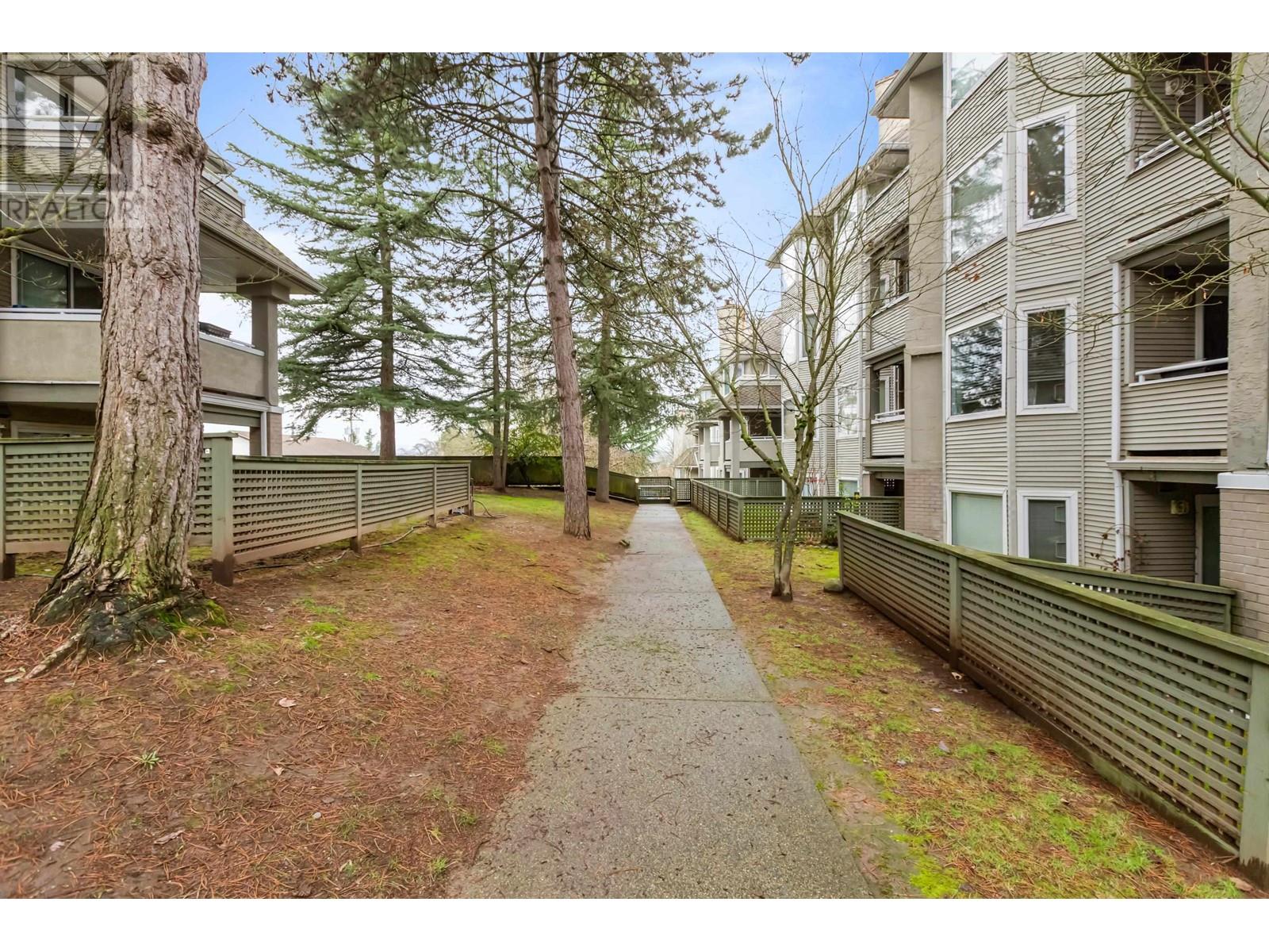 Listing Picture 29 of 32 : 308 3183 ESMOND AVENUE, Burnaby / 本拿比 - 魯藝地產 Yvonne Lu Group - MLS Medallion Club Member