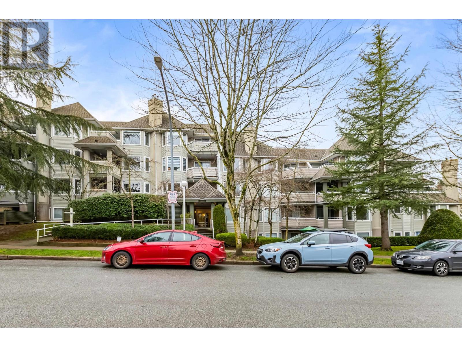 Listing Picture 2 of 32 : 308 3183 ESMOND AVENUE, Burnaby / 本拿比 - 魯藝地產 Yvonne Lu Group - MLS Medallion Club Member