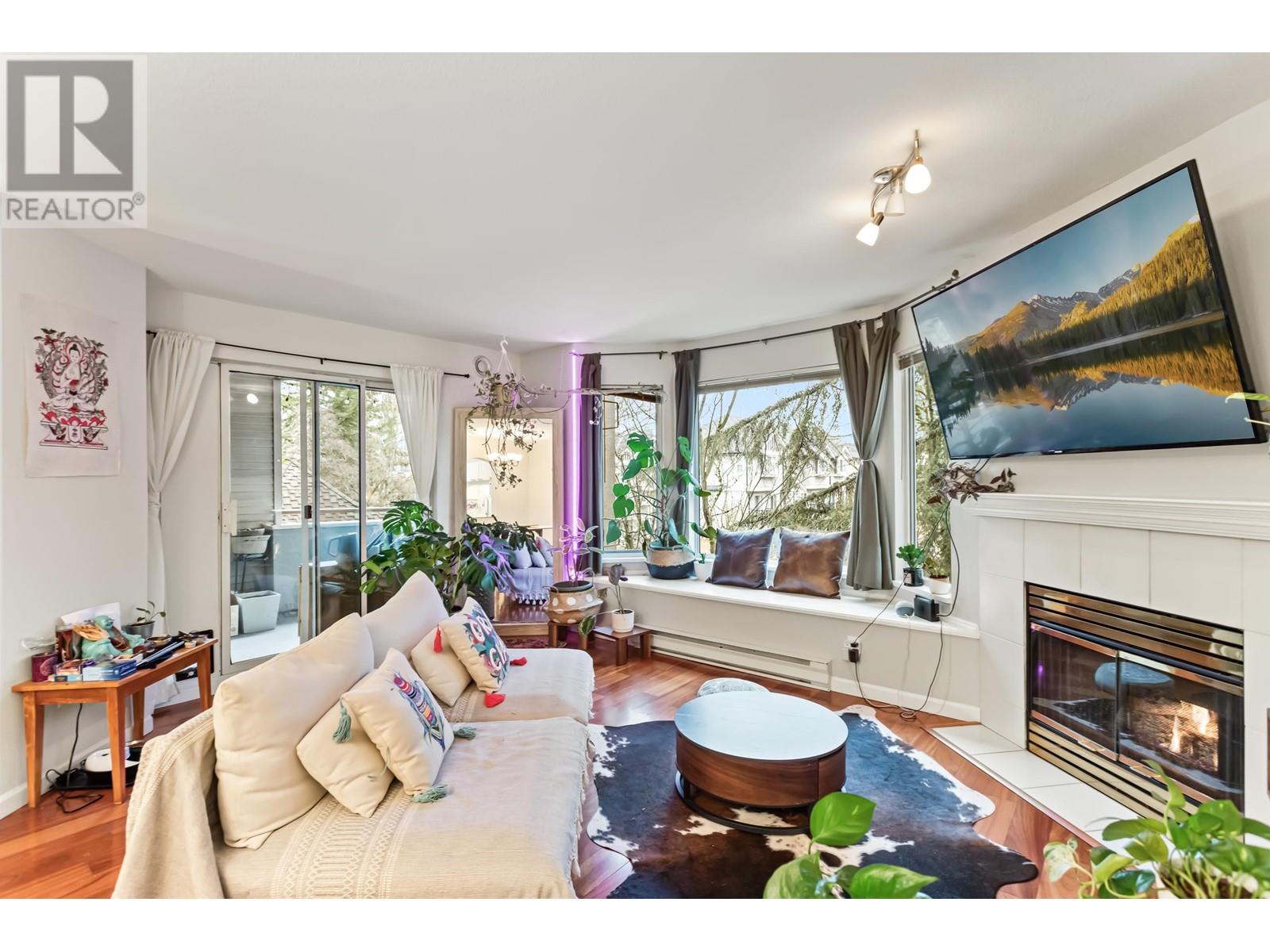 Listing Picture 15 of 32 : 308 3183 ESMOND AVENUE, Burnaby / 本拿比 - 魯藝地產 Yvonne Lu Group - MLS Medallion Club Member