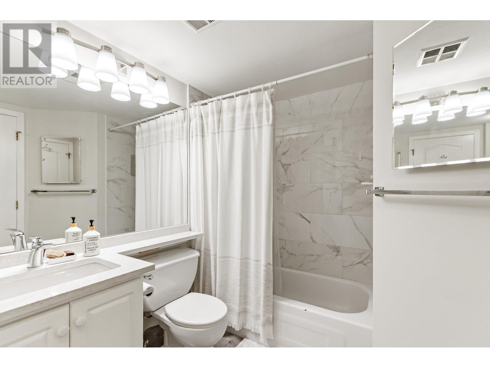 Listing Picture 24 of 32 : 308 3183 ESMOND AVENUE, Burnaby / 本拿比 - 魯藝地產 Yvonne Lu Group - MLS Medallion Club Member