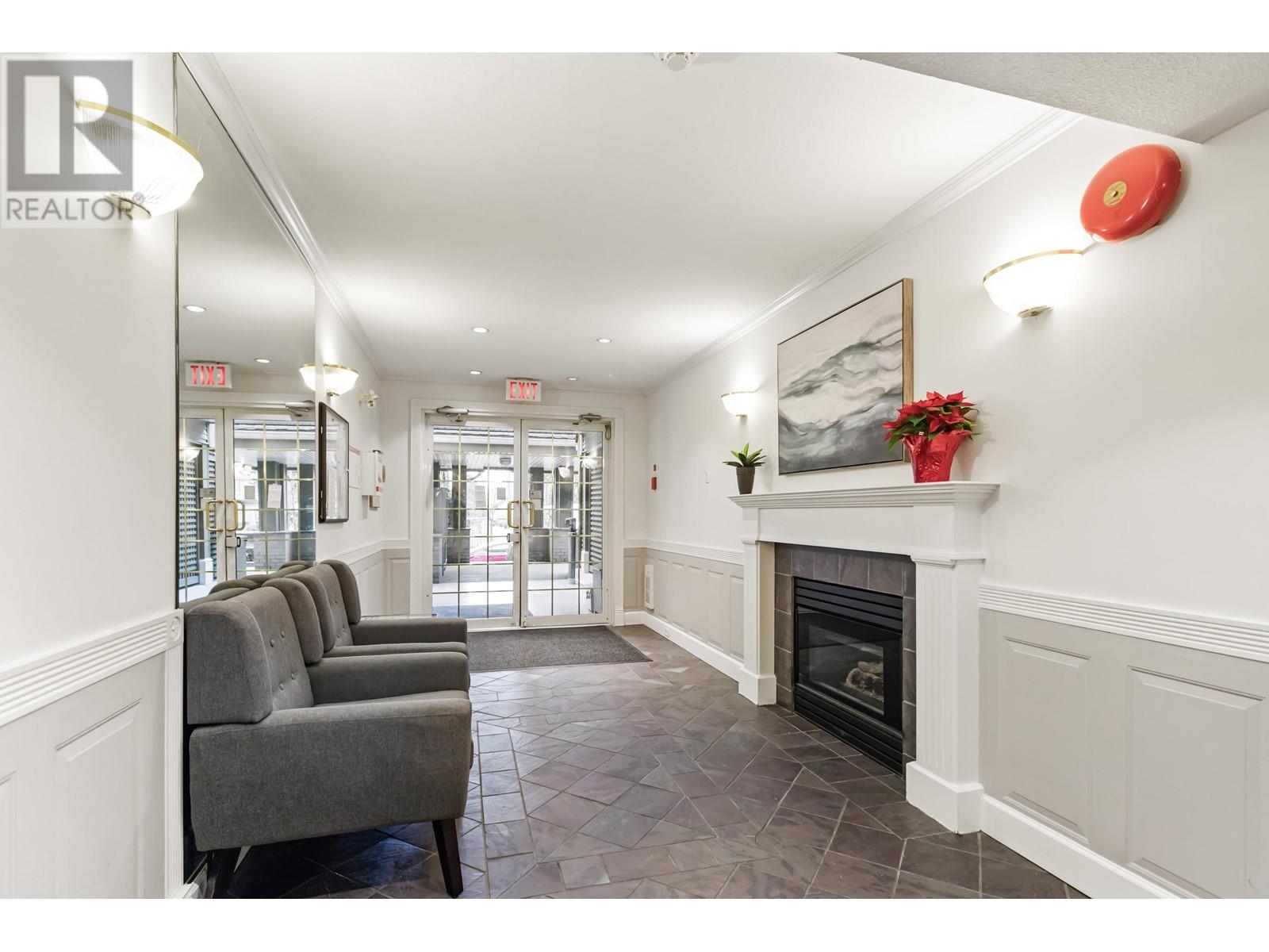 Listing Picture 6 of 32 : 308 3183 ESMOND AVENUE, Burnaby / 本拿比 - 魯藝地產 Yvonne Lu Group - MLS Medallion Club Member