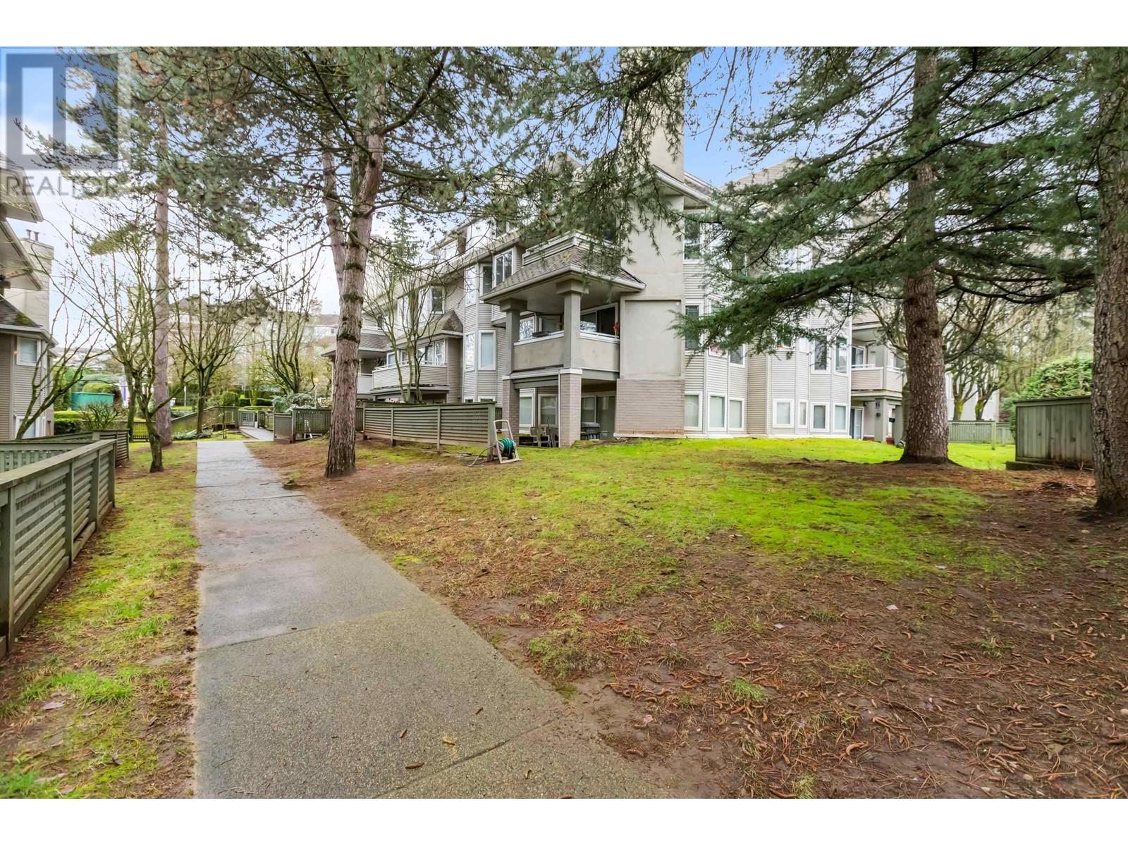 Listing Picture 30 of 32 : 308 3183 ESMOND AVENUE, Burnaby / 本拿比 - 魯藝地產 Yvonne Lu Group - MLS Medallion Club Member