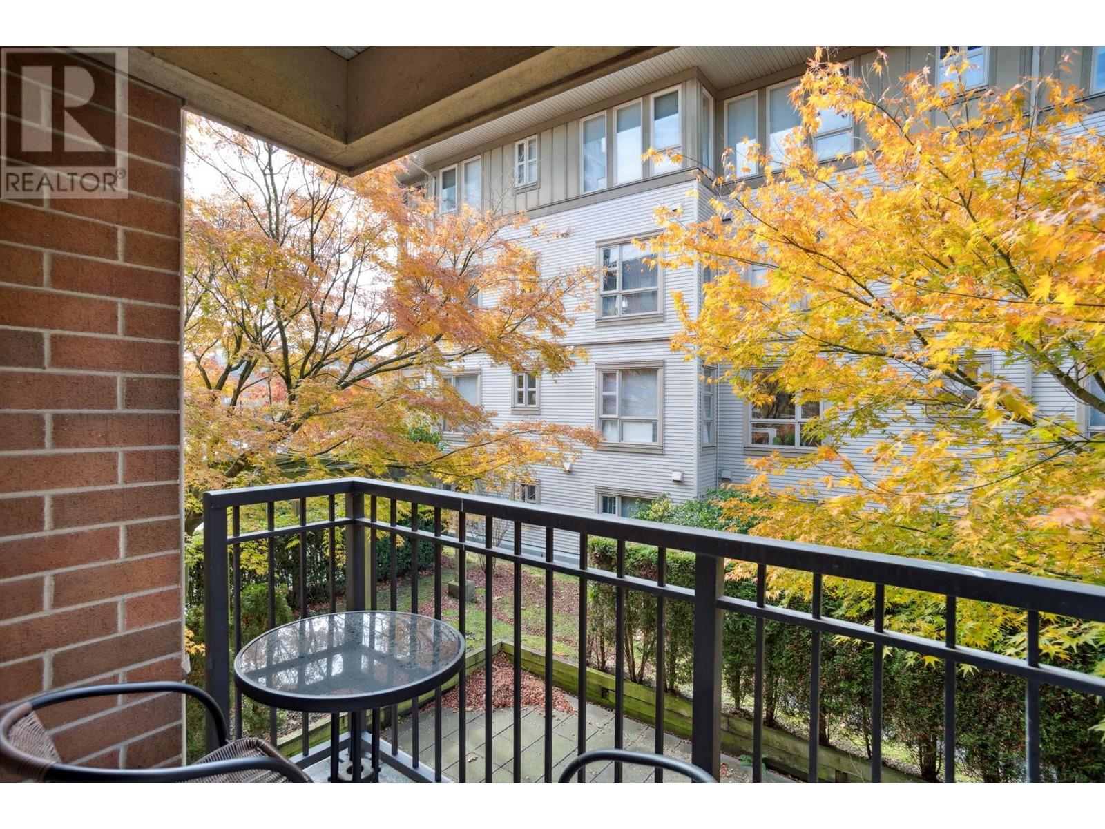 Listing Picture 15 of 26 : 3205 5119 GARDEN CITY ROAD, Richmond / 烈治文 - 魯藝地產 Yvonne Lu Group - MLS Medallion Club Member