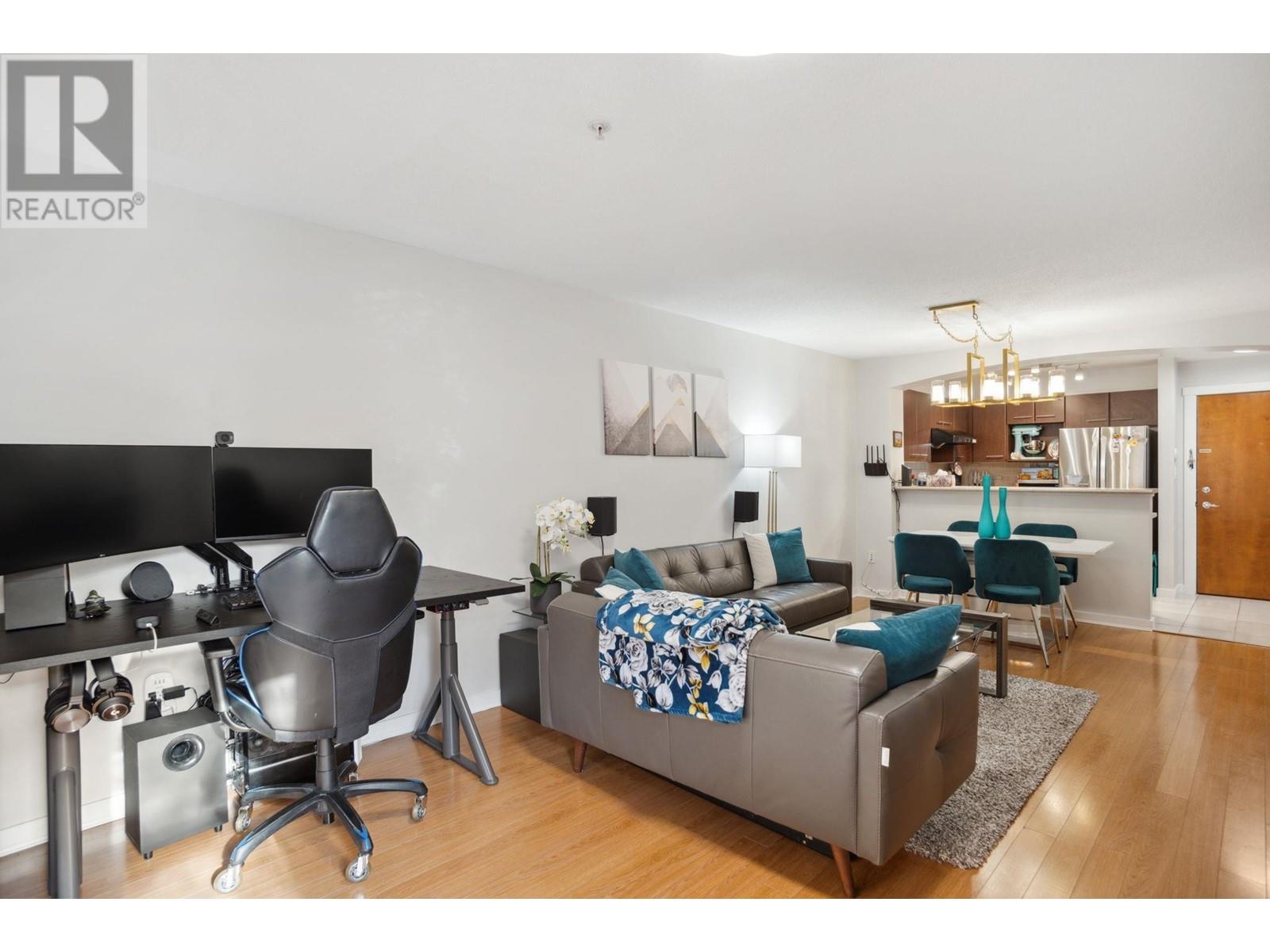 Listing Picture 8 of 26 : 3205 5119 GARDEN CITY ROAD, Richmond / 烈治文 - 魯藝地產 Yvonne Lu Group - MLS Medallion Club Member