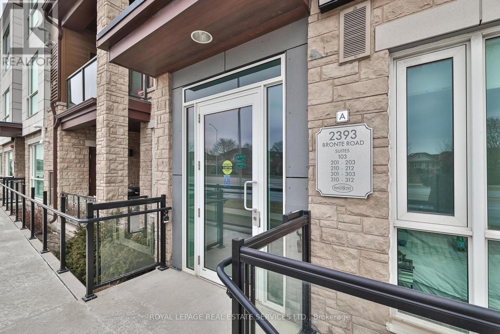 Property at 103 - 2393 BRONTE ROAD image 2