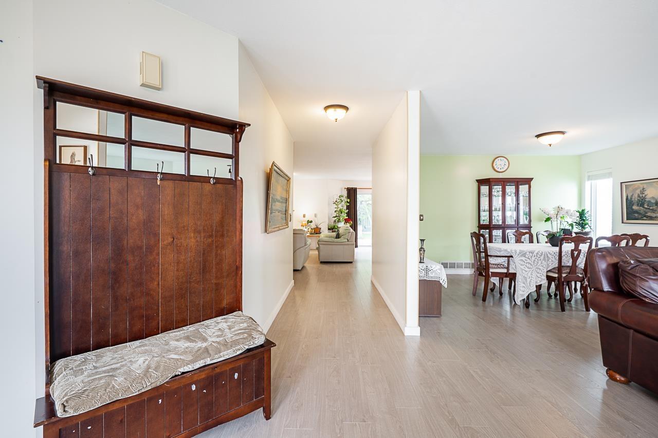 Property at 2992 152A STREET image 4