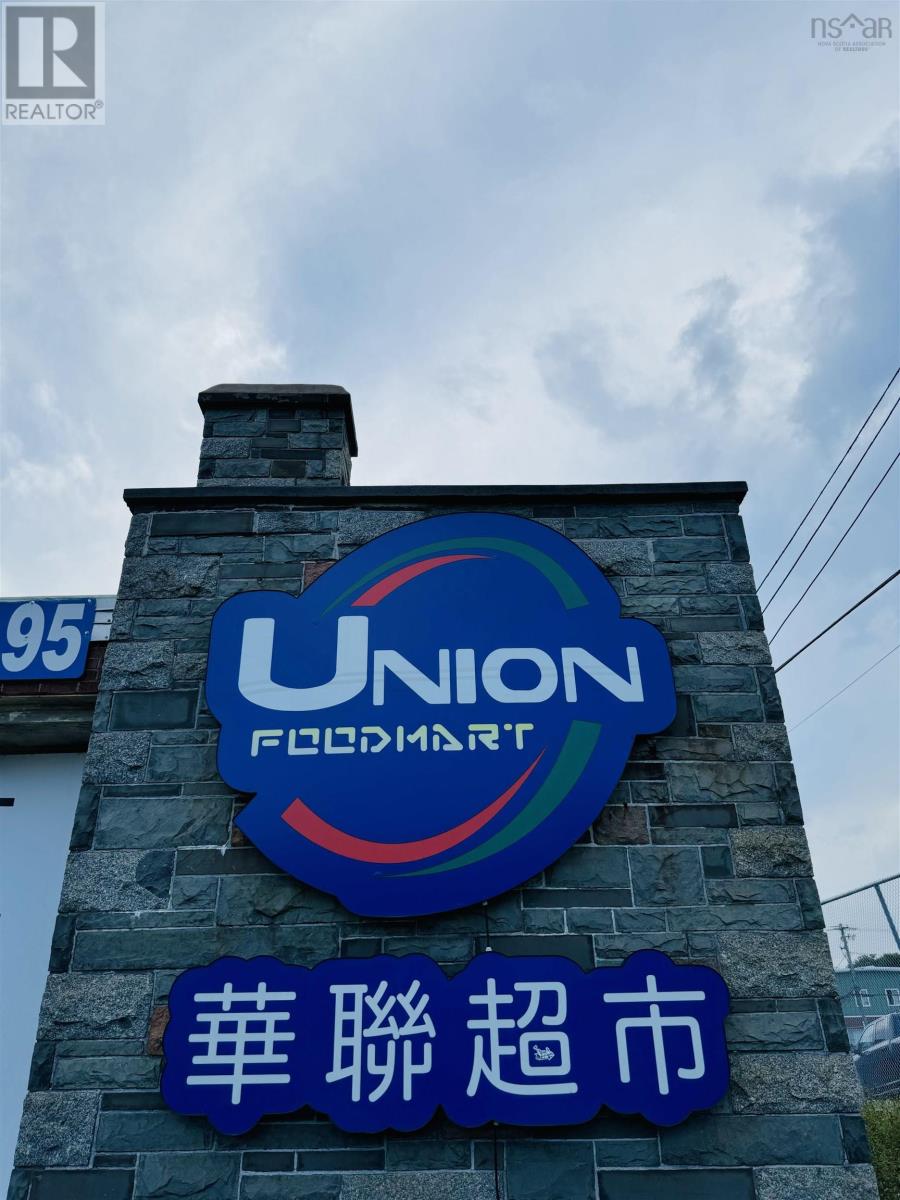 195 Wyse Road, Dartmouth, Nova Scotia  B3A 1N1 - Photo 1 - 202501783