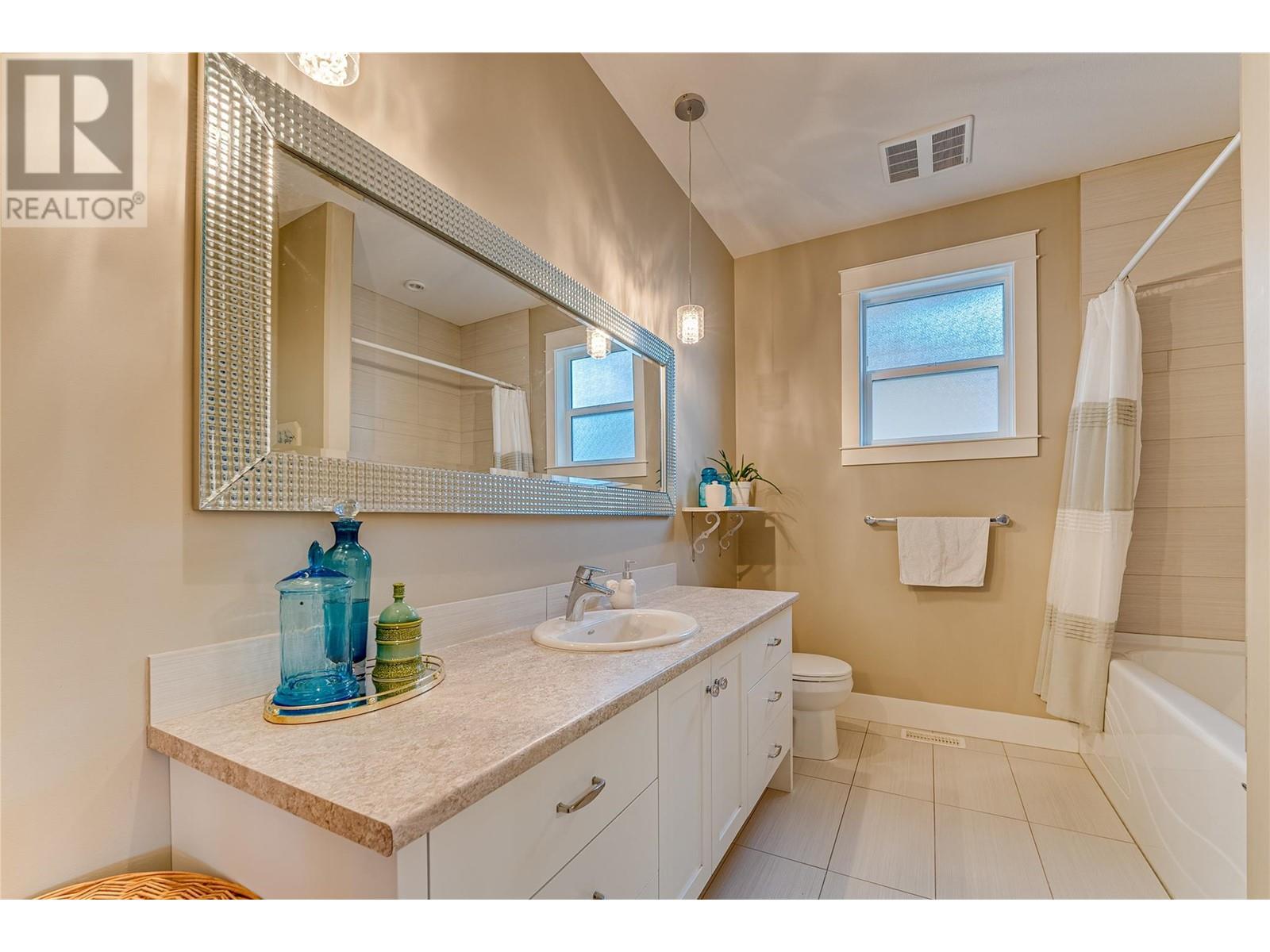 Property at 13190 Shoreline Drive image 5