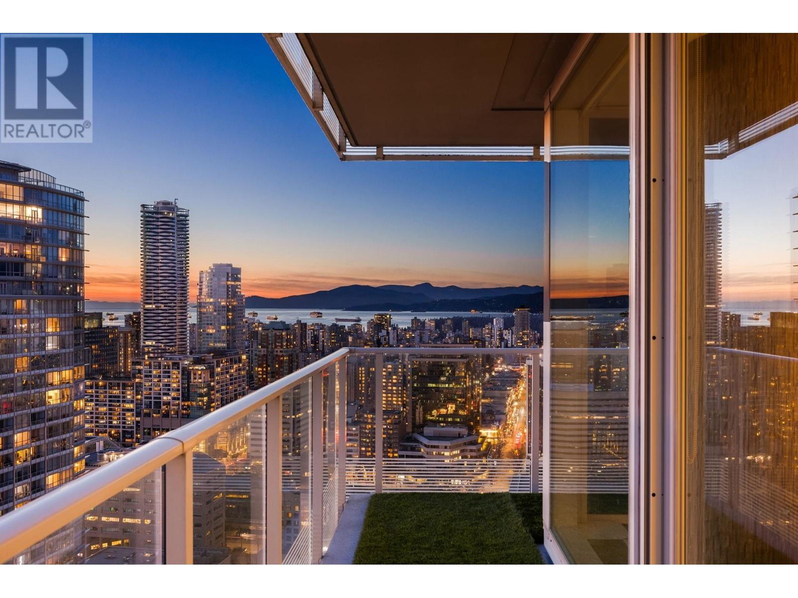 Listing Picture 2 of 40 : 4102 777 RICHARDS STREET, Vancouver / 溫哥華 - 魯藝地產 Yvonne Lu Group - MLS Medallion Club Member