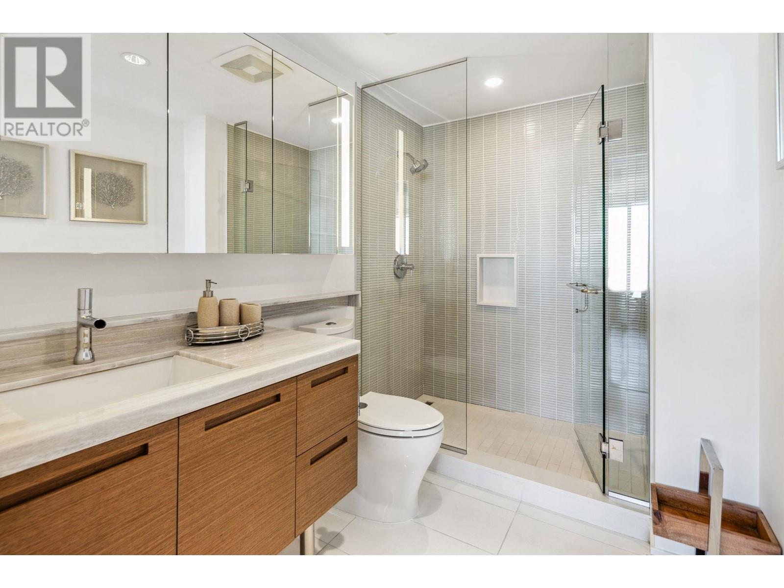 Listing Picture 31 of 40 : 4102 777 RICHARDS STREET, Vancouver / 溫哥華 - 魯藝地產 Yvonne Lu Group - MLS Medallion Club Member