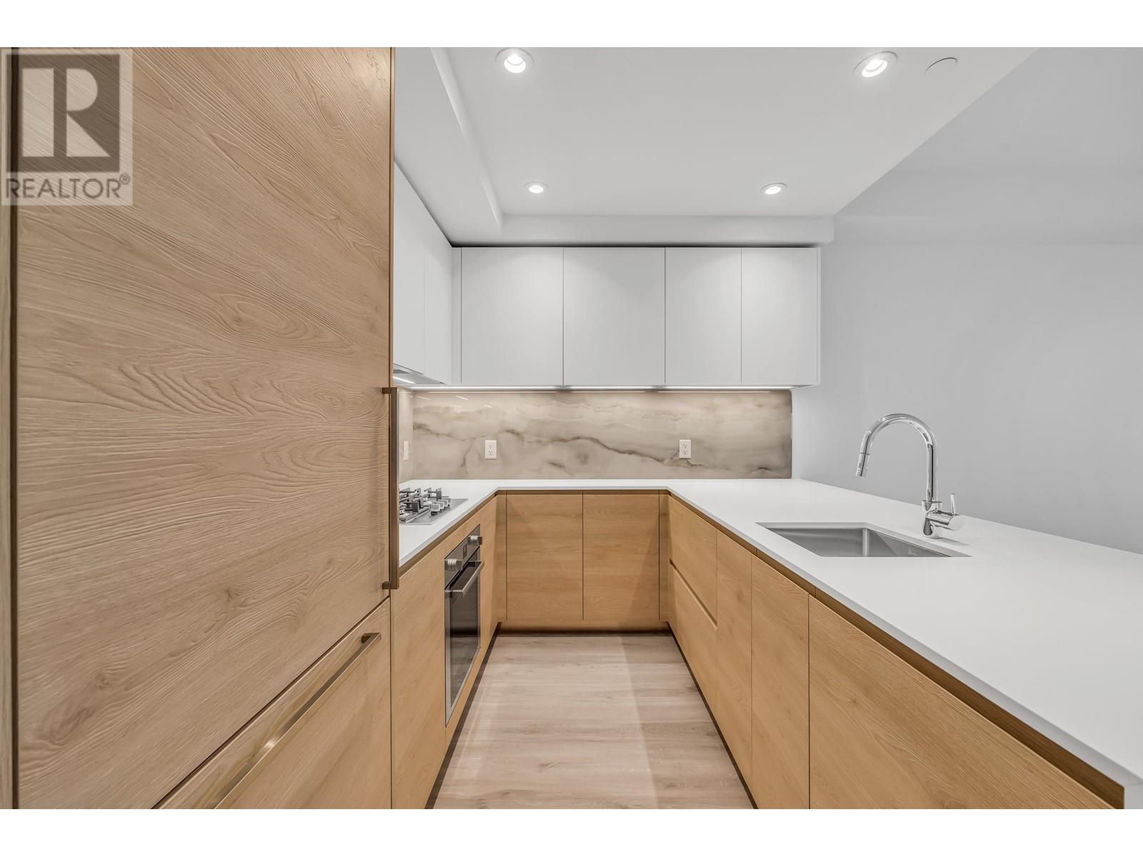 404 680 Quayside Drive, New Westminster, British Columbia  V3M 0P2 - Photo 11 - R2961003