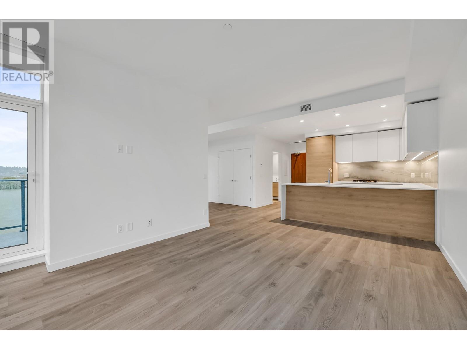 404 680 Quayside Drive, New Westminster, British Columbia  V3M 0P2 - Photo 6 - R2961003