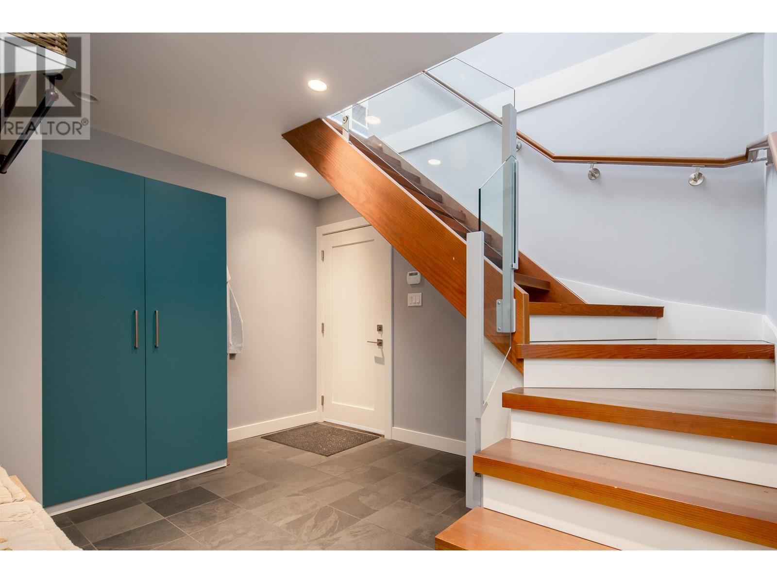 4786 Meadfeild Court, West Vancouver, British Columbia  V7W 2Y3 - Photo 15 - R2961012