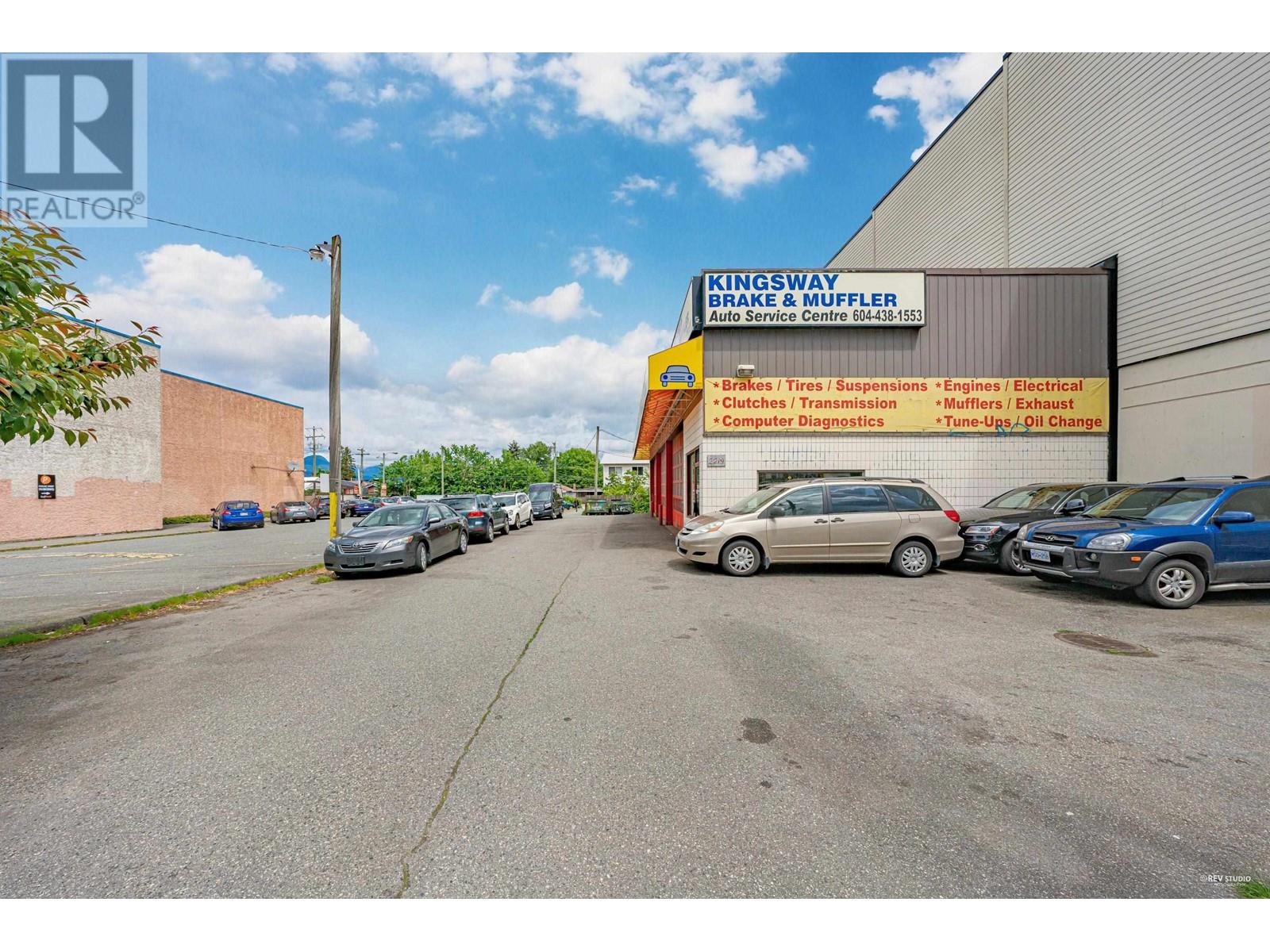 2219 Kingsway, Vancouver, British Columbia  V5N 2T6 - Photo 4 - C8066109
