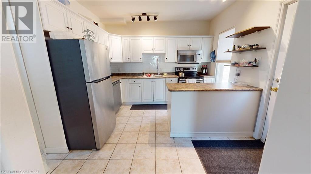 22 Emilie Street, Brantford, Ontario  N3S 1S4 - Photo 4 - 40693741