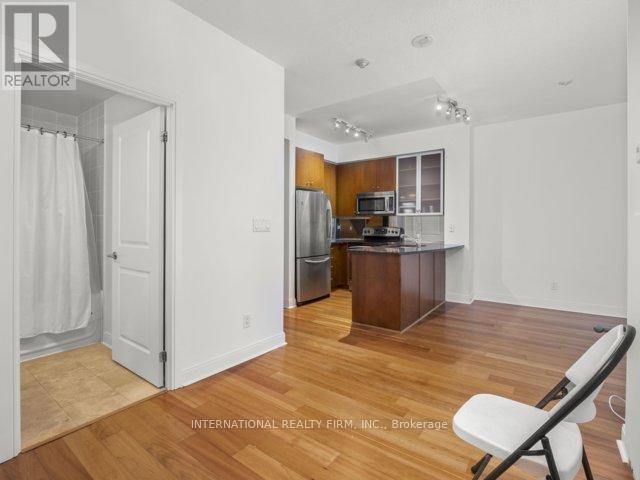 101 - 21 Scollard Street, Toronto, Ontario  M5R 1G1 - Photo 13 - C11944306